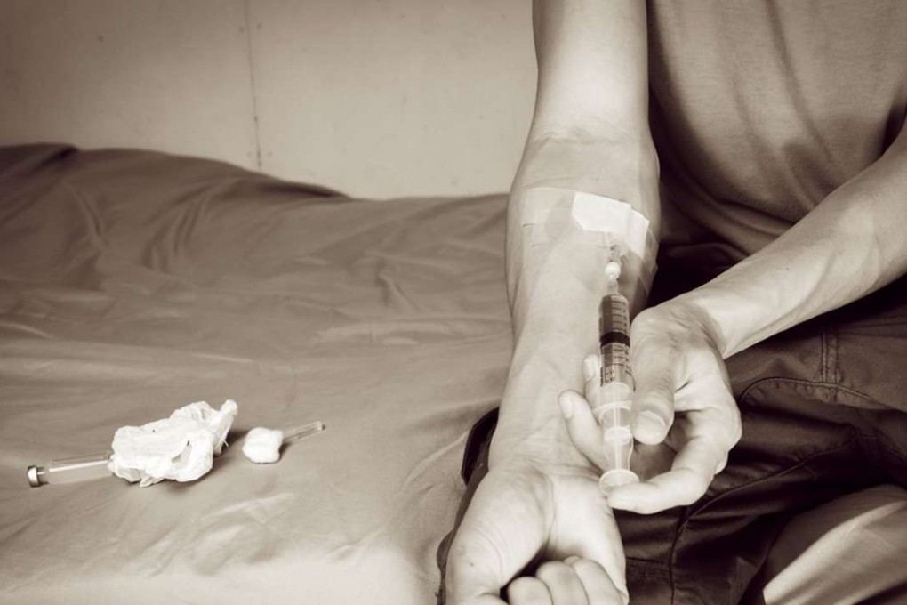 <p>Maia Szalavitz effortlessly weaves her personal story into research results for a compelling look at how and why people become addicted to drugs and how not to wean them off them </p>