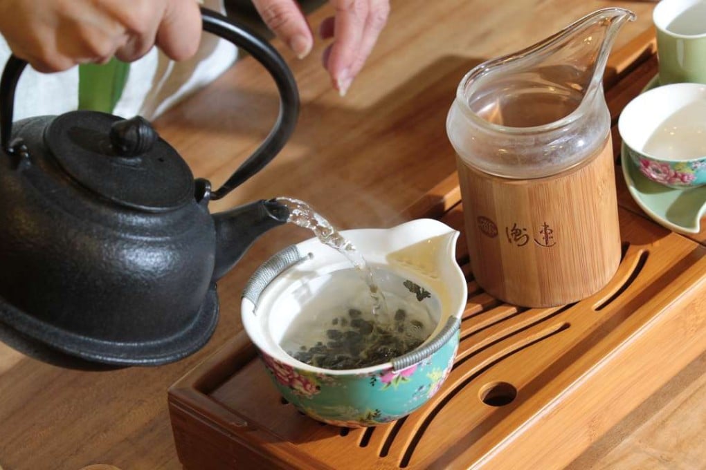 The two Japanese students reported the matter to police after they realised they had been cheated by the Shanghai teahouse. Photo: SCMP Pictures