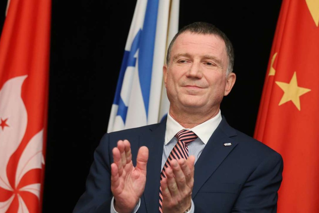 Yuli Edelstein salutes Hong Kong tycoons. Photo: Dickson Lee
