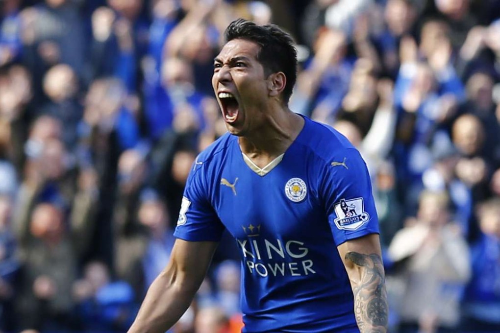 Leicester’s Leonardo Ulloa celebrates scoring the equaliser from the penalty spot near the end of the game. Photo: Reuters