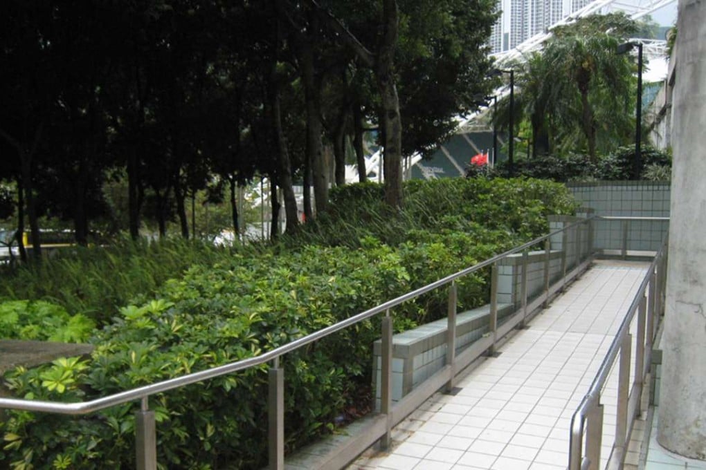 In one case, the actual completion date of implementing retrofitting works had been delayed by 1,088 days. Photo: Wikimedia