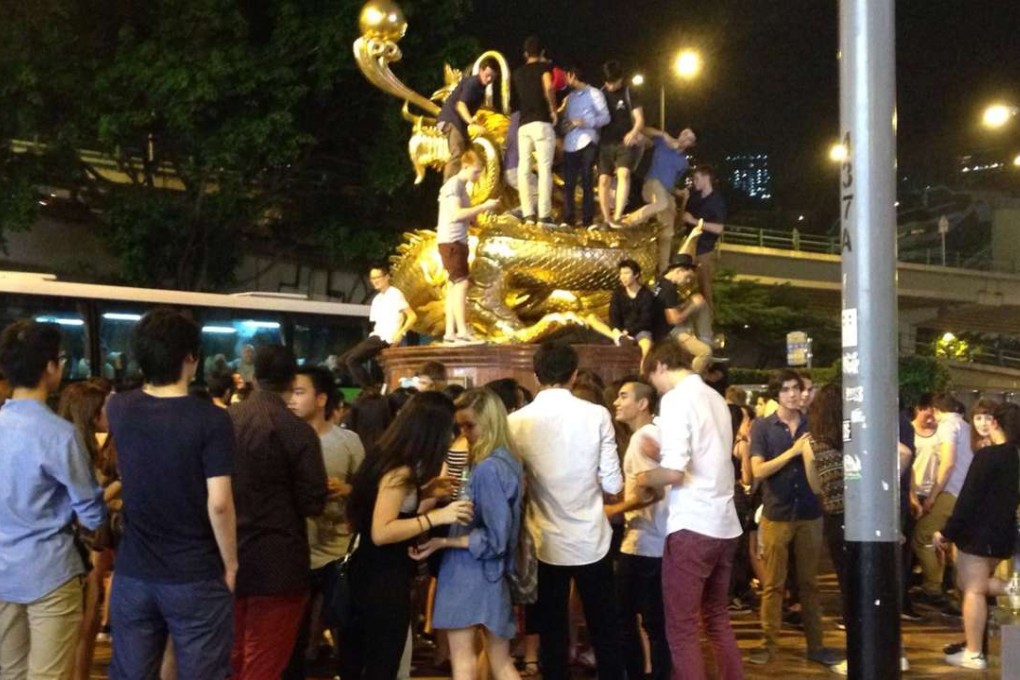 The teenagers fled after police arrived at the scene in Causeway Bay. Photo: Rachel Blundy