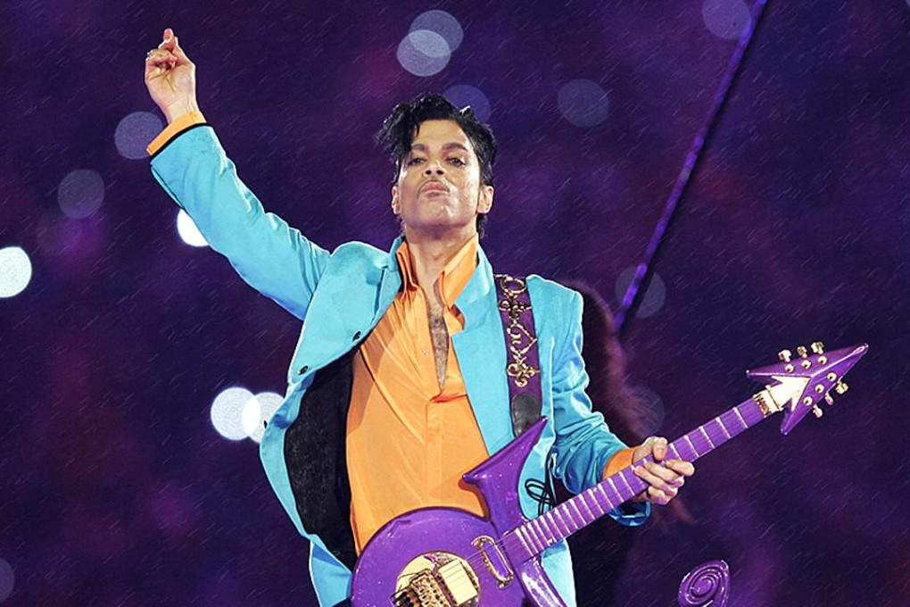 Prince performs during the half-time show of the Super Bowl XLI football game at Dolphin Stadium in Miami, on February 4, 2007. Photo: AP