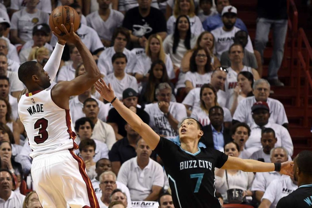 Jeremy Lin (right) has stated that he wishes to remain in Charlotte with the Hornets next season. Photo: USA Today