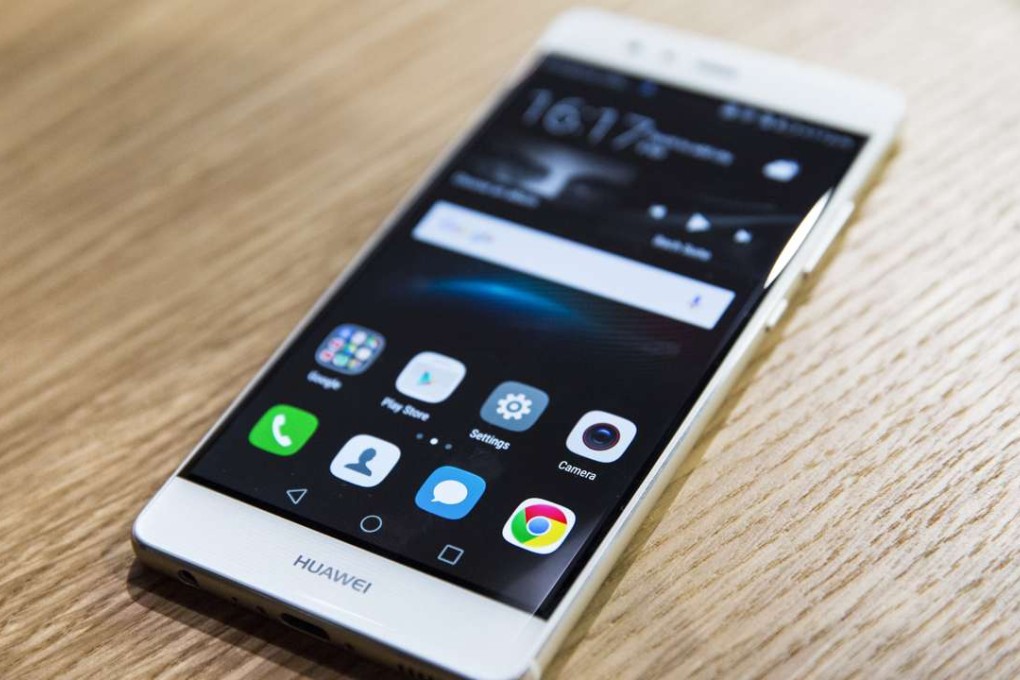 The P9 smartphone by Chinese tech company Huawei, created in partnership with German camera manufacturer Leica, houses a dual camera system. Photo: AFP