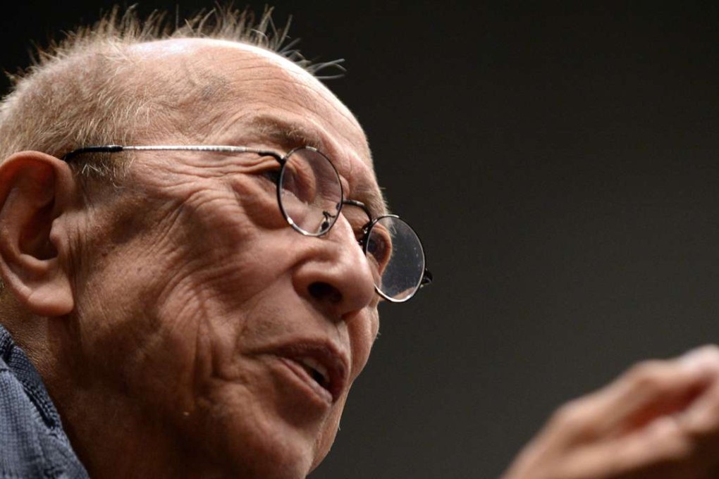 Theatre director Yukio Ninagawa gesturing during a rehearsal at the Saitama Arts Theater in Saitama, Tokyo, where he launched a project to perform all of Shakespeare’s plays. He has died in hospital after a five-month battle with ill health. Photo: AFP