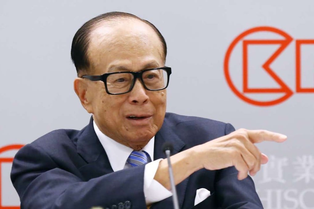 Chairman of Cheung Kong and Hutchison Whampoa Li Ka-shing attending CK Hutchison Holdings and Cheung Kong Property Holdings 2015 Annual Results at Cheung Kong Center on March 17, 2015. Photo: Sam Tsang