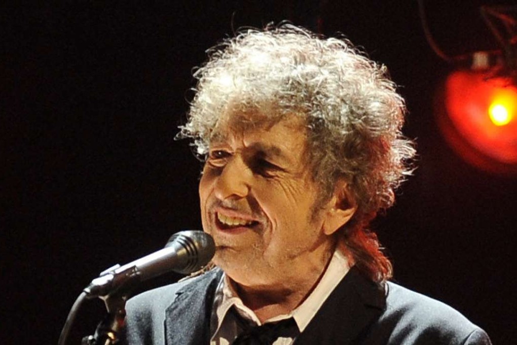 Music veteran Bob Dylan channels crooner Frank Sinatra on his latest album, Fallen Angels.