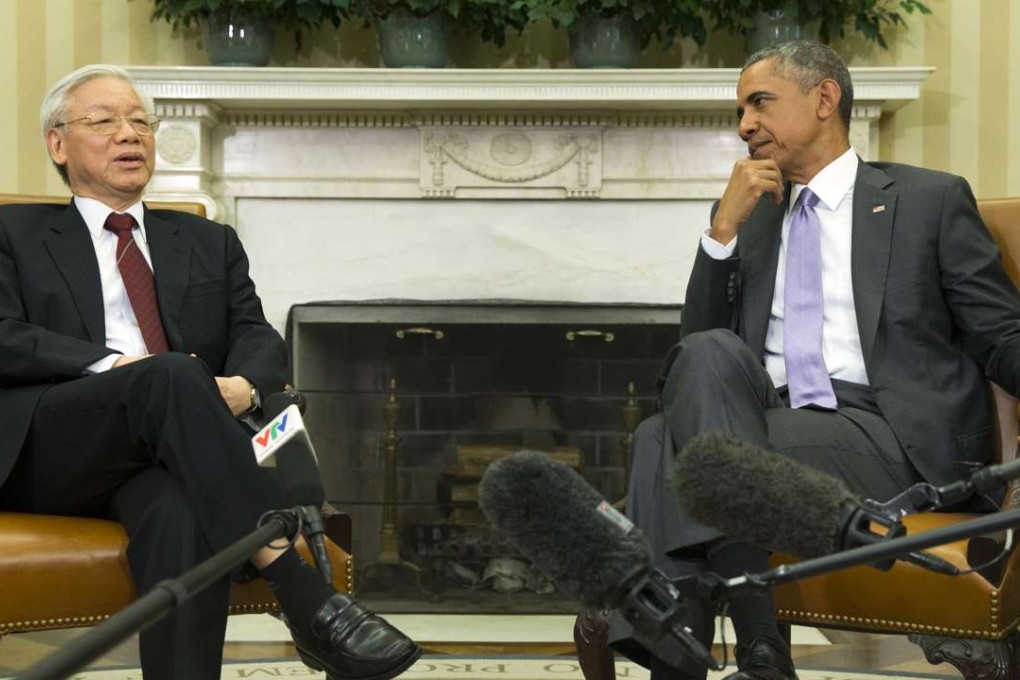 President Barack Obama meets with Vietnamese Communist party secretary general Nguyen Phu Trong in the Oval Office of the White House in Washington during a 2015 visit. Photo: AP