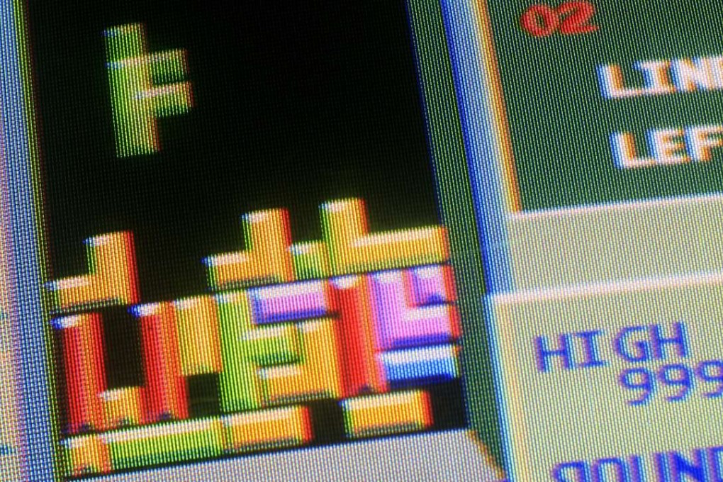 Threshold Global Studios, a joint venture between Chinese entertainment investor Bruno Wu's Seven Star Works and producer Larry Kasanoff's California-based Threshold Entertainment Group plan to make a science-fiction trilogy based on the the popular 1980s video game Tetris. AP