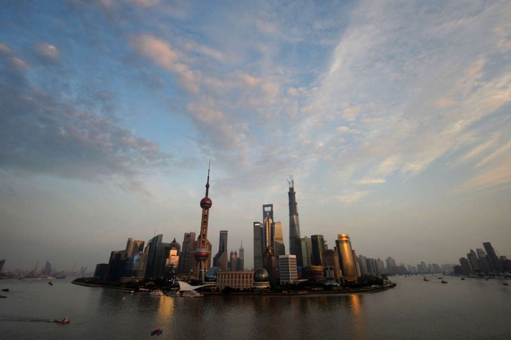 View of the Pudong financial district skyline from the historic Bund in Shanghai on October 29, 2013. Photo: AFP, Mark Ralston