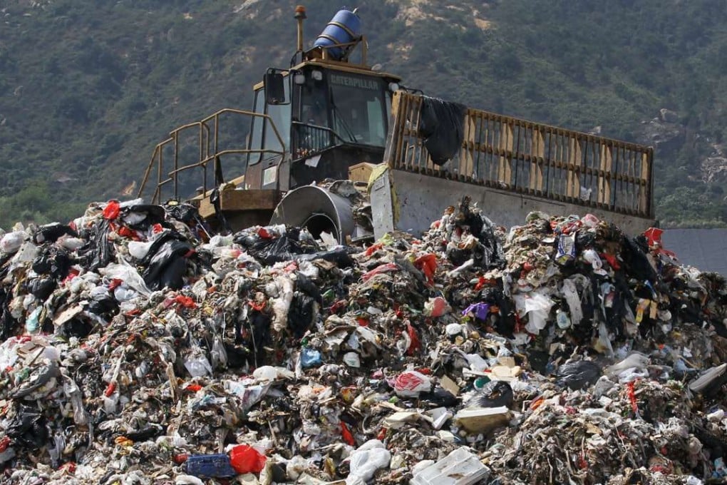 The West New Territories Landfill in Nim Wan, Tuen Mun. A new study has found a strong association between hydrogen sulphide emitted by landfills and deaths caused by lung cancer. Photo: Edward Wong