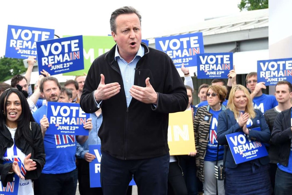 British Prime Minister David Cameron speaks to supporters during the launch of the battle bus for the ‘Remain In’ campaign at Froebel College of the University of Roehampton in London, Britain, 30 May 2016. Photo: EPA