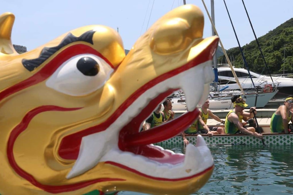 Aberdeen Boat Club Buzz Dragon Boat Team practice at Aberdeen. Photo: K. Y. Cheng