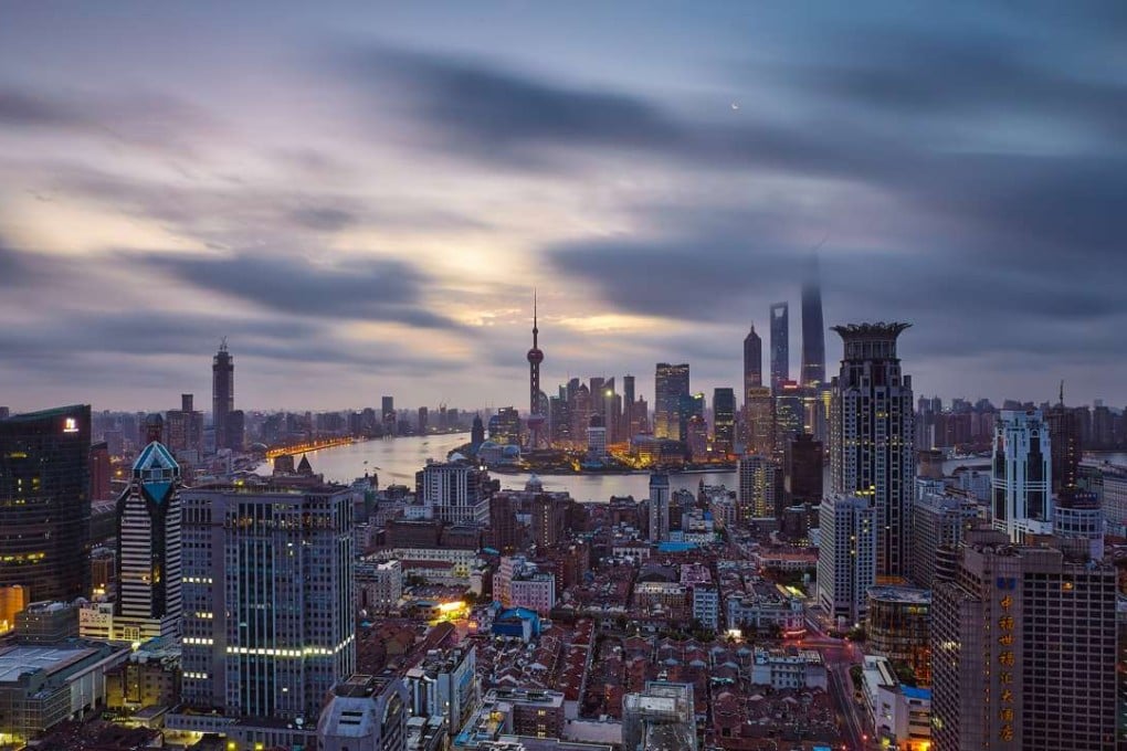 New developments, such as ITC in Xujiahui, will expand the existing business district in Puxi.