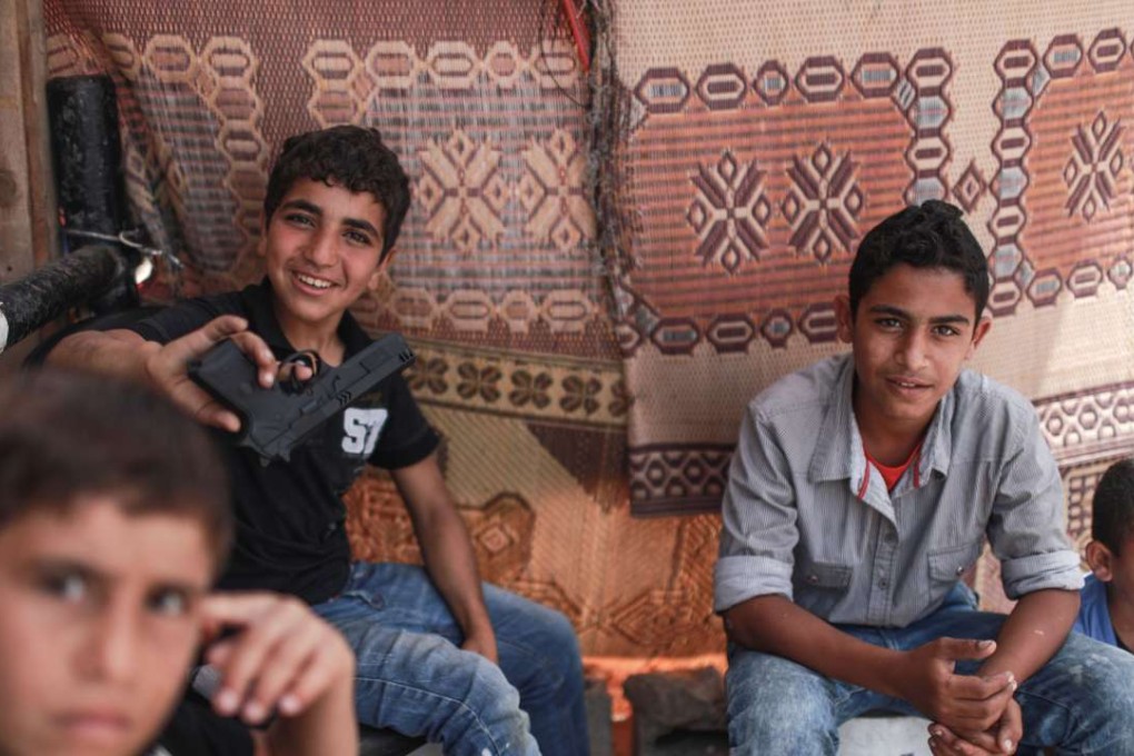 Unemployment has risen to around 45 per cent on Gaza Strip, forcing many children to become bread-winners. Photo: Xinhua