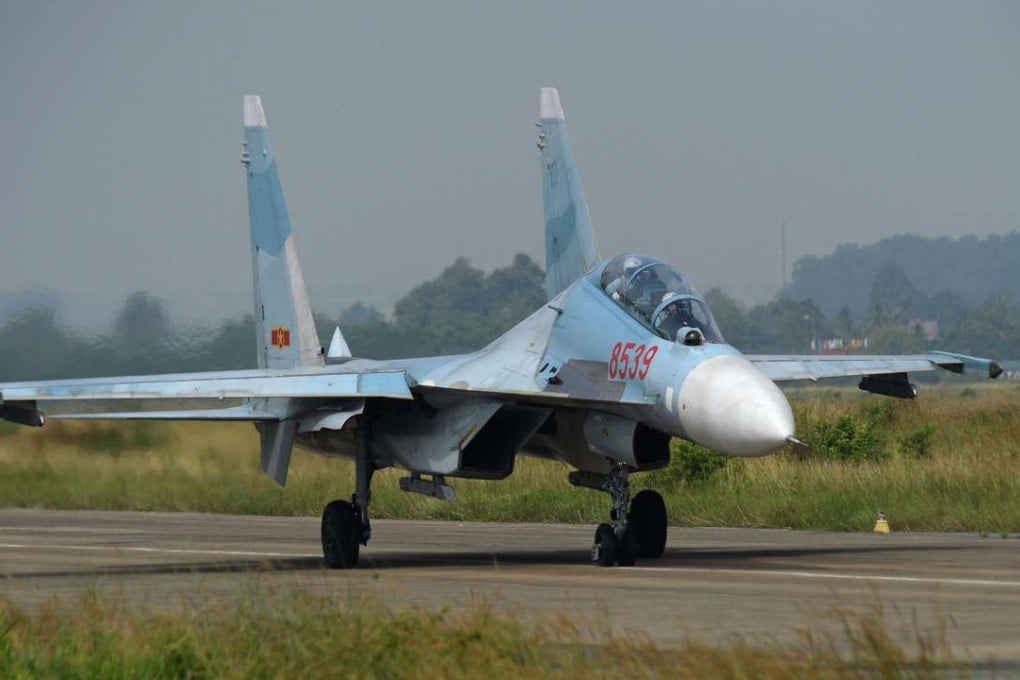 A Vietnam Air Force Sukhoi Su-30MK2 multirole fighter aircraft, similar to the jet fighter that disappeared off the Vietnamese coast on June 14, 2016. Photo: AFP