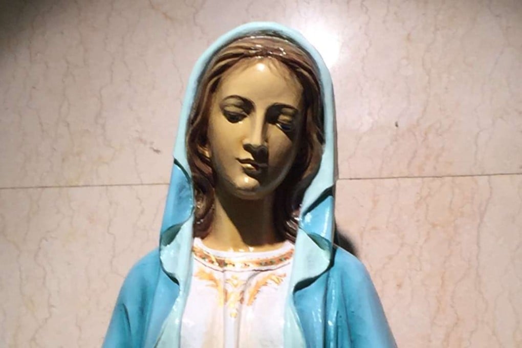 The statue as it normally appears. Photo: Tony Cheung