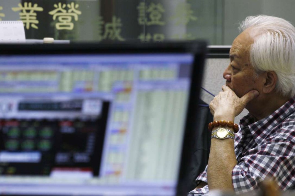 Hong Kong investors are taking a wait and see approach to new crowdfunding platforms. Photo: AP