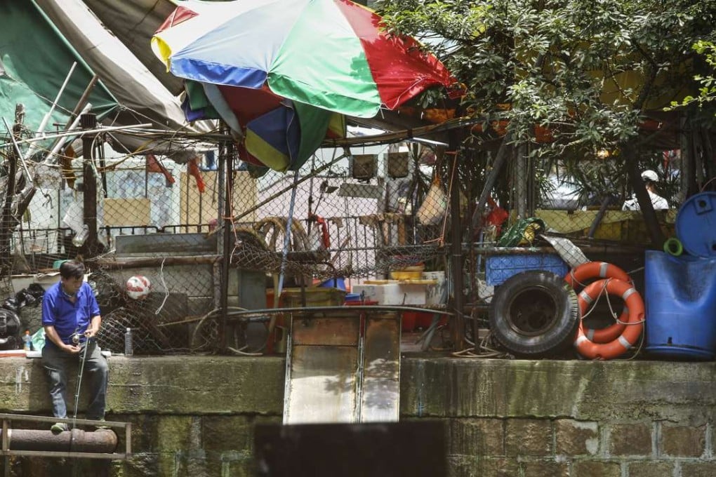 The metal ramp (in the middle) used for releasing marine animals. Photos: May Tse