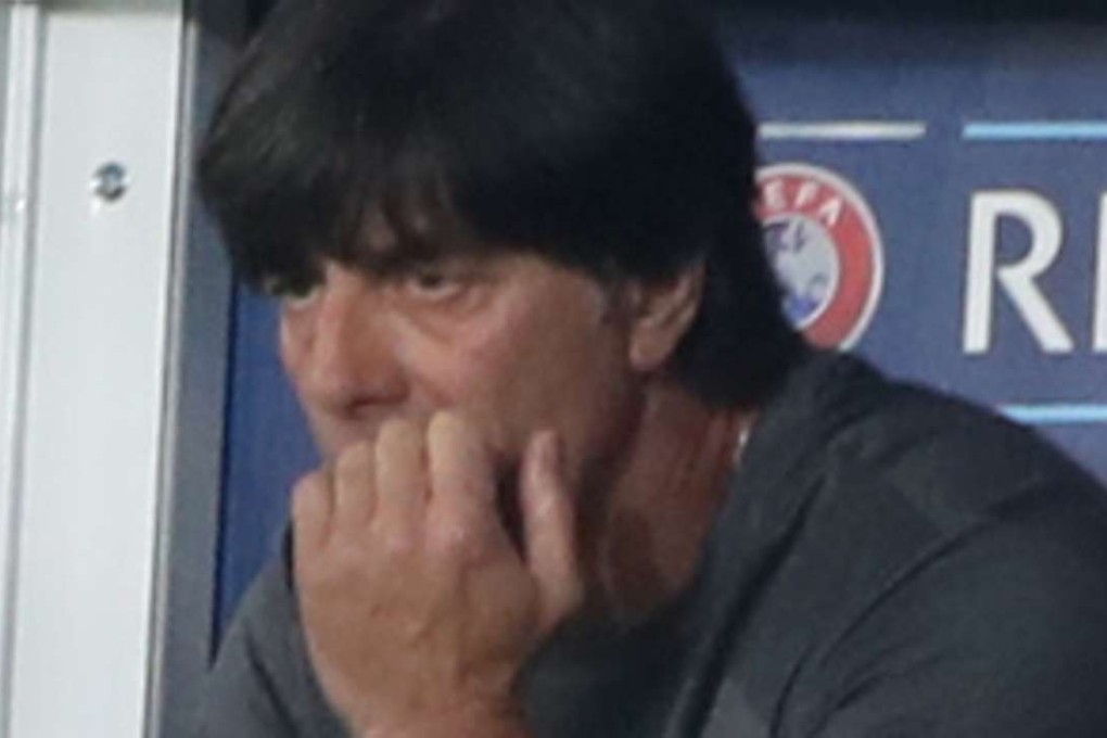 Who knows where that hand’s been. Photo: Xinhua