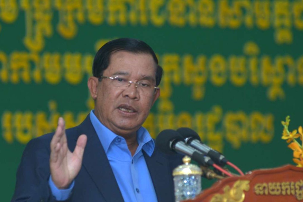 Cambodian Prime Minister Hun Sen speaks during a graduation ceremony in Phnom Penh. Photo: Xinhua