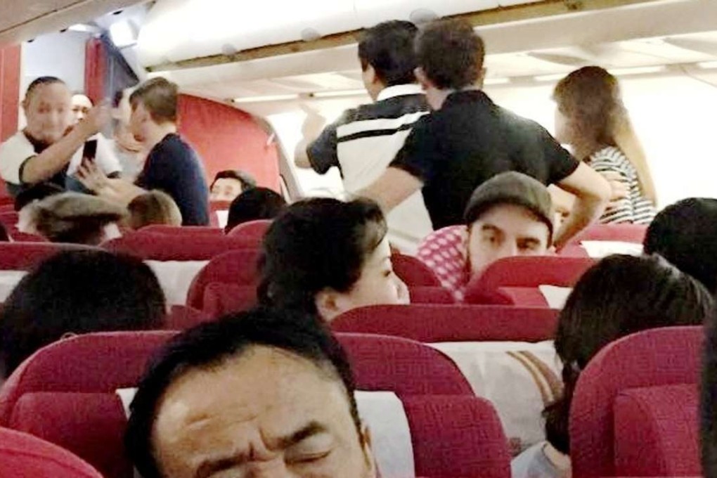 Five brawling passengers were removed from Hainan Airlines flight at Beijing airport on Saturday. Photo: Weibo