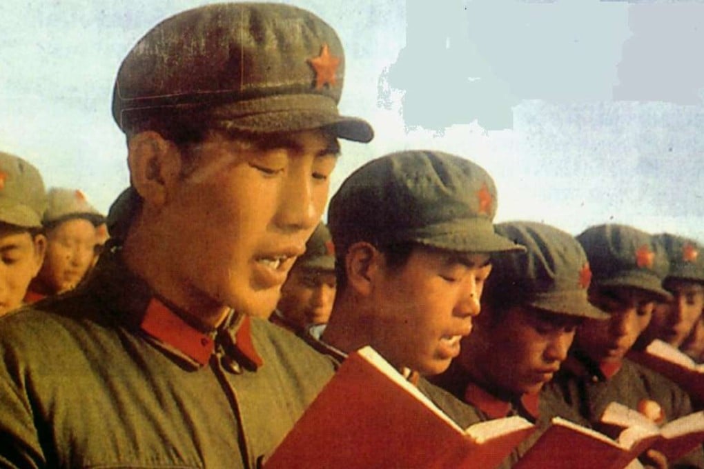 Red Guards reading Mao’s “little red book”.