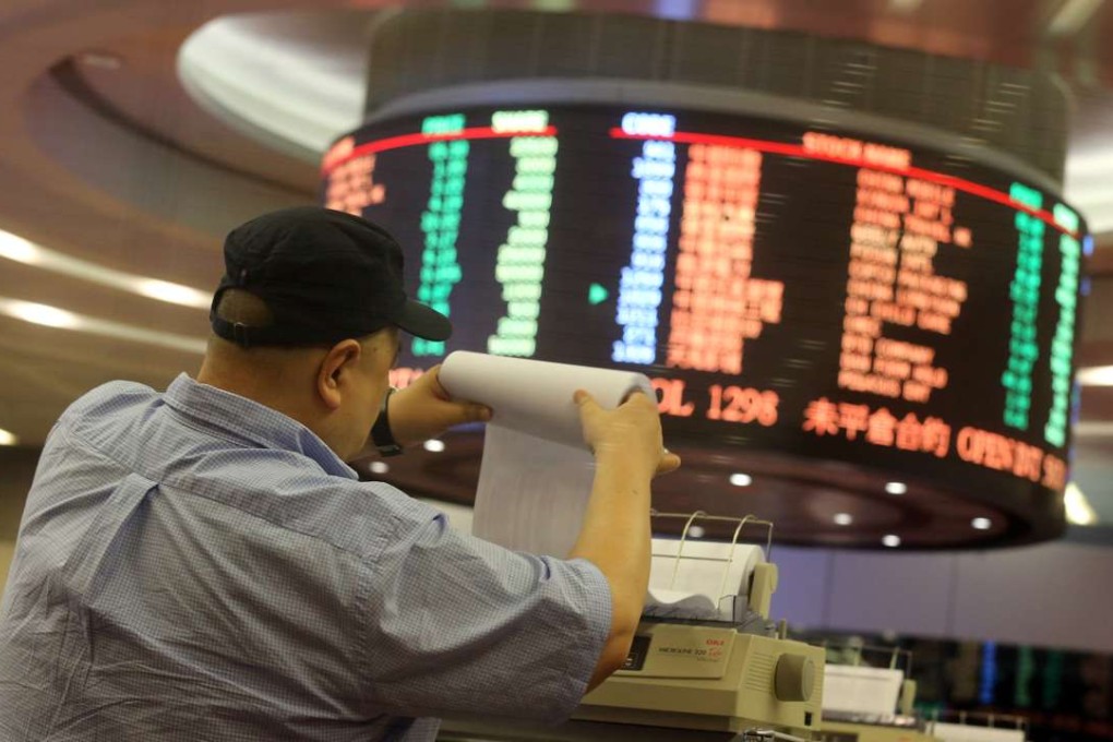 The Hang Seng Index edged higher by 0.77 per cent or 158.24 points to close at 20,668.44. Photo: Dickson Lee