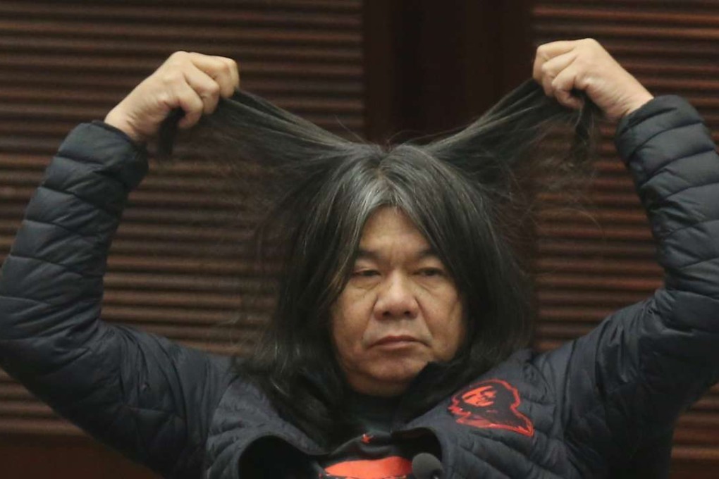 Lawmaker Leung Kwok-hung said ICAC officers came to his home at about 6.30am. Photo: Dickson Lee