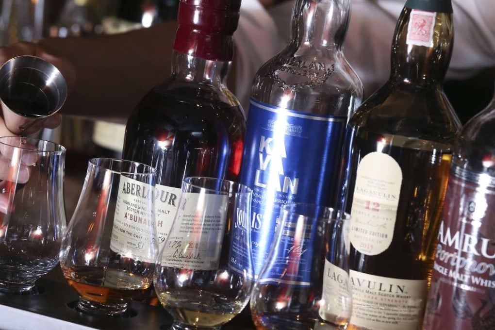 A "tasting flight" at Malt Whisky Bar in New Street, Sheung Wan. Photos: K. Y. Cheng