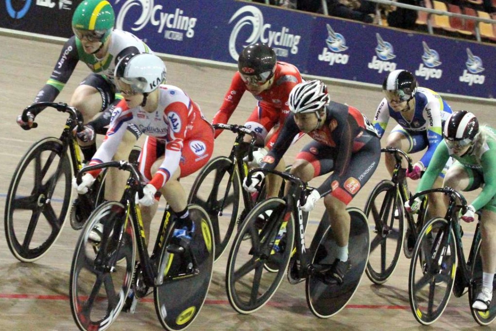 Australian Anna Meares on the outside leads Hong Kong’s Sarah Lee in the last lap of the women’s keirin final at the International Track Series in Melbourne. Lee stormed to the front on the final bend to win the race. Photos: SCMP Pictures