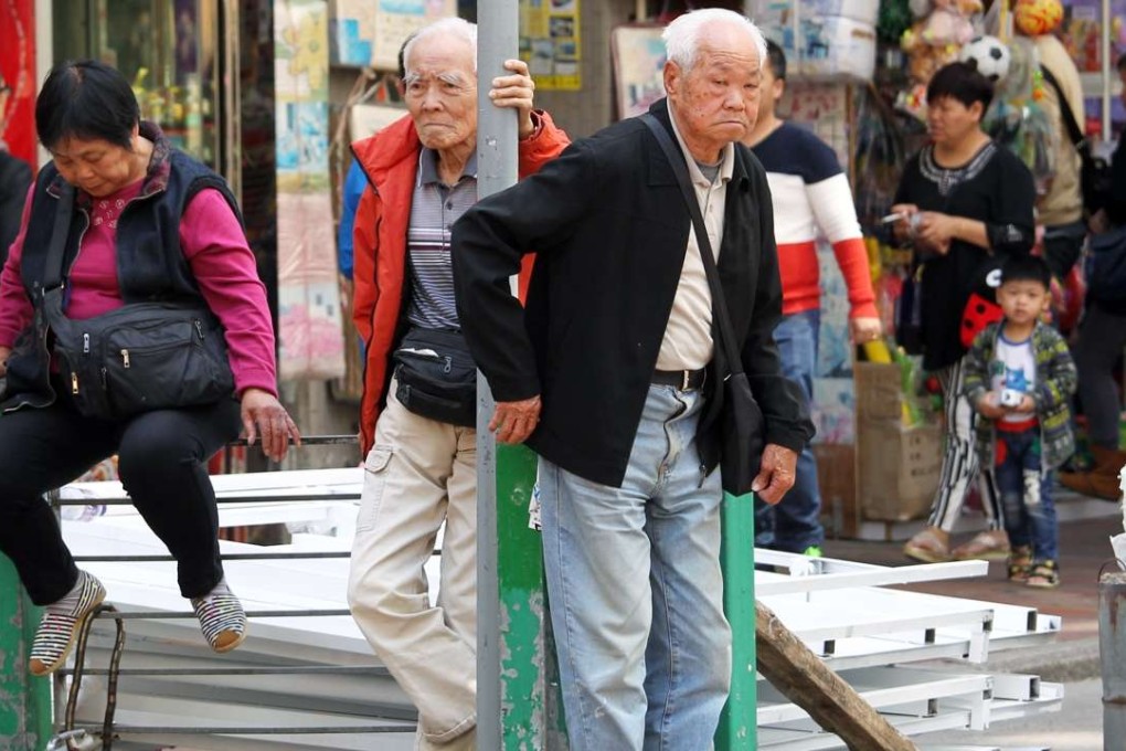 The Commission on Poverty expects the number of elderly people to be supported per 1,000 people of working age (15 to 64) to rise from 211 in 2014 to 353 by 2024 and to more than 500 by 2034. Photo: May Tse