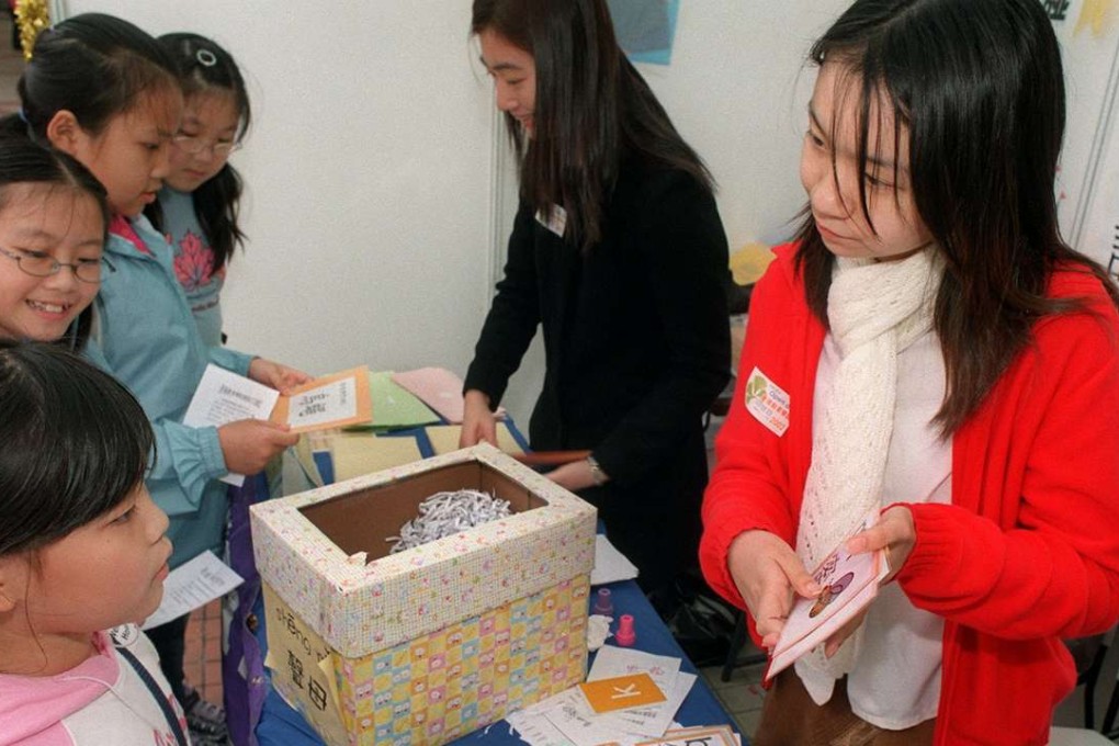 Officials say that use of national language should be long-term goal for teaching Chinese in schools. Photo: Wan Kam-yan
