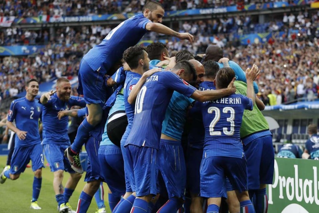 Graziano Pelle celebrates with teammates after scoring their second goal REUTERS/Darren Staples Livepic