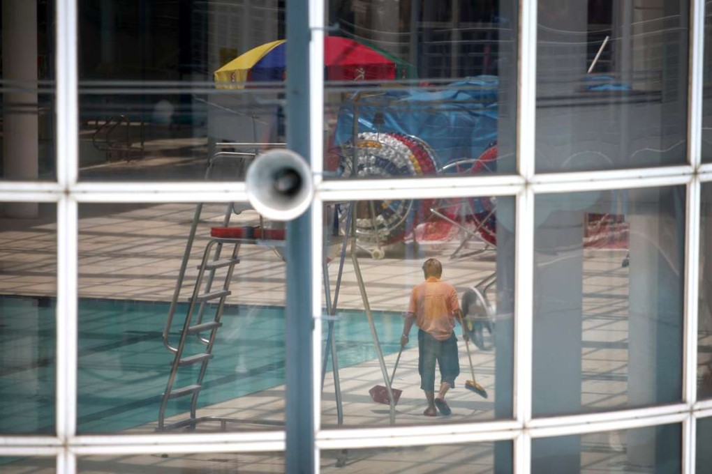 The Democratic Party reported that chlorine in the Kowloon Park swimming pool was below government standards. Photo: Sam Tsang