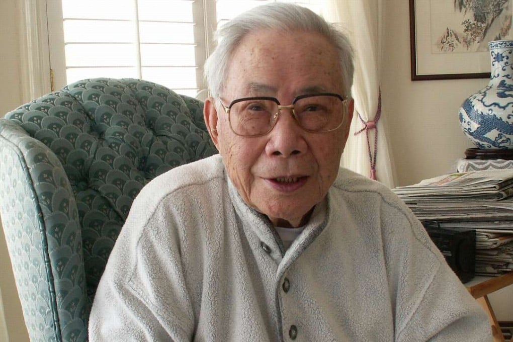 Former Xinhua director Xu Jiatun at his residence in Los Angeles in 2007. Photo: Chris Yeung