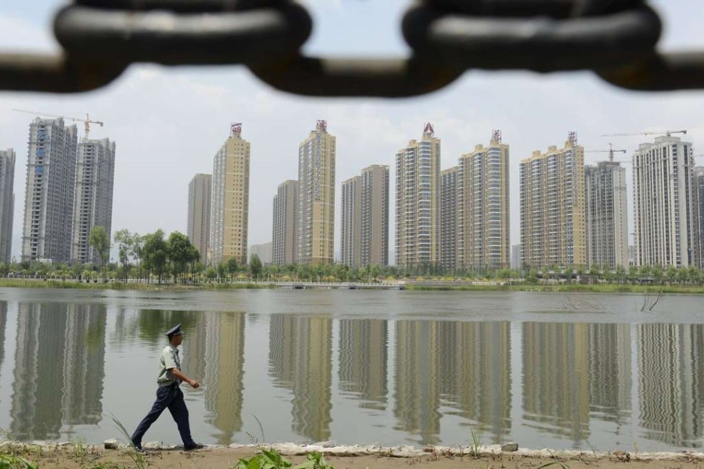 Chinese financial institutions were the biggest gainers and losers globally in terms of assets under management in 2015, according to new research. Photo: Reuters