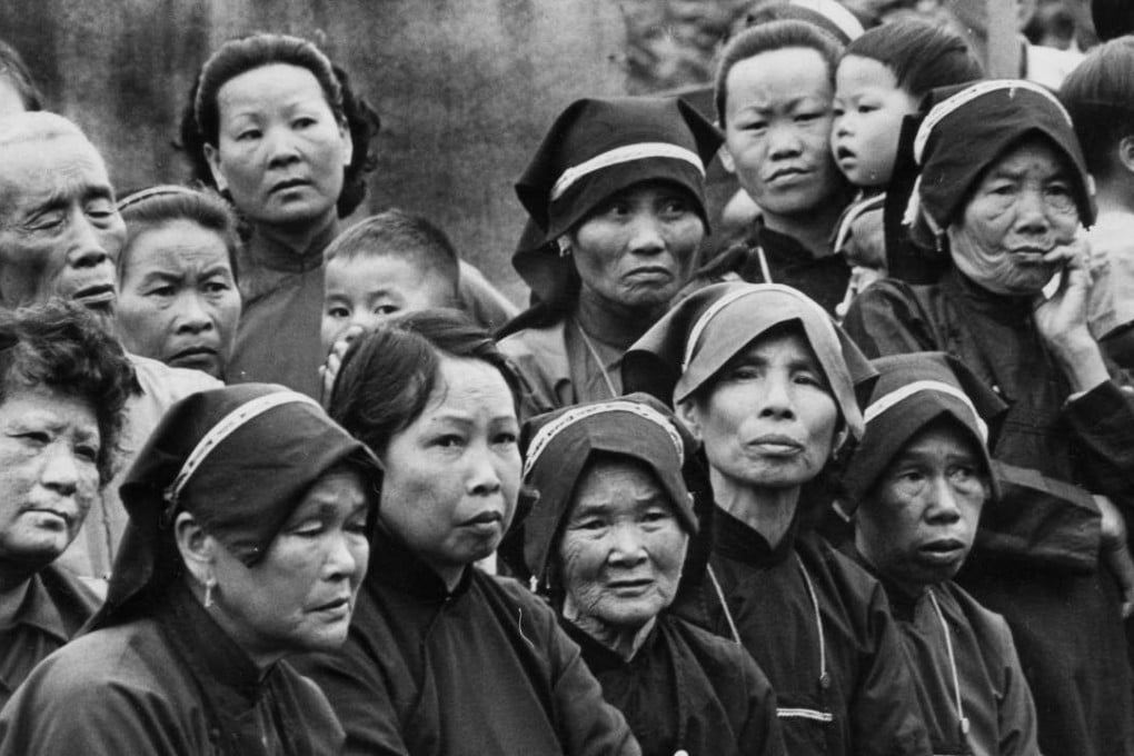 Hakka people attend a ceremony at a temple in Lai Chi Wo, in the New Territories, in May 1972.