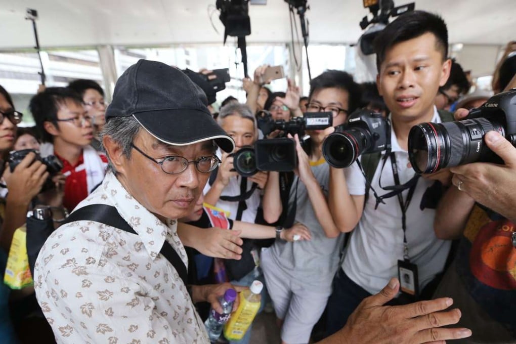 It was earlier revealed that the police department was considering offering Lam Wing-kee (in black cap) protection. Photo: Sam Tsang