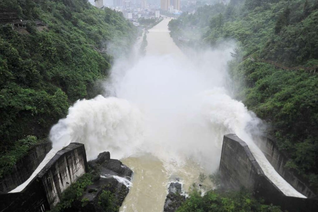 Water is discharged from Longdong Reservoir in Xuanen county in Hubei province to relieve rising water levels caused by continuous heavy rainfall. Photo: Xinhua