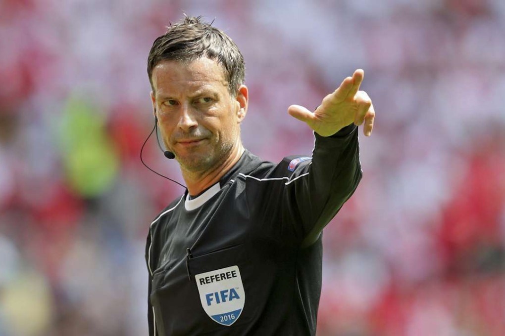 Mark Clattenburg directs the Euro 2016 round of 16 match between Switzerland and Poland. Photo: AP
