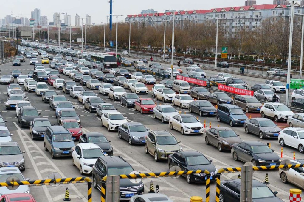 The use of car-hailing apps, to avoid driving in packed city centres, has exploded across the country. Photo: Zhu Xudong, Xinhua