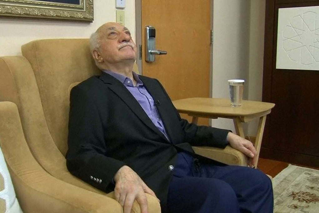 US-based cleric Fethullah Gulen, whose followers Turkey blames for a failed coup, said democracy cannot be achieved through military action. Photoo: Reuters