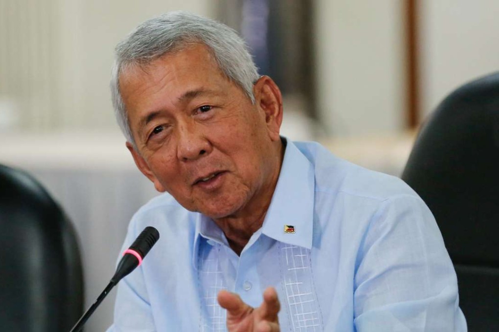 Philippine Foreign Affairs Secretary Perfecto Yasay said he met Wang Yi, his Chinese counterpart, on the sidelines of a Asia-Europe summit in Mongolia last week. Photo: EPA