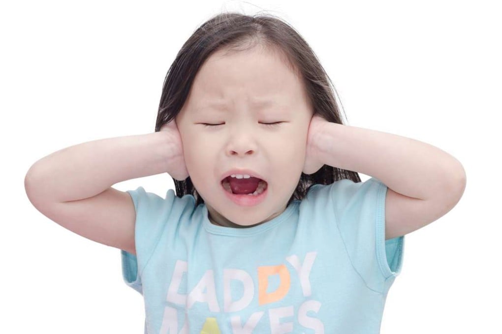 Parents of toddlers learning to speak need to be aware of environmental background noise levels, say researchers.