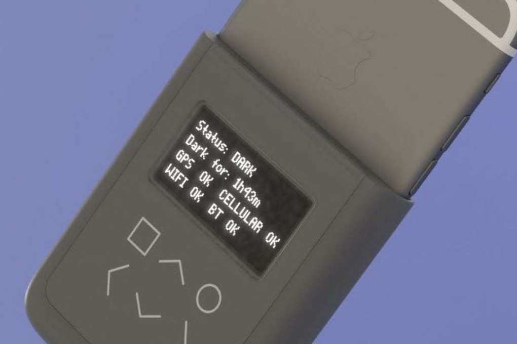 The “introspection engine” phone case designed by Edward Snowden is intended to detect when it is transmitting information - with or without the user's approval. Photo: Twitter
