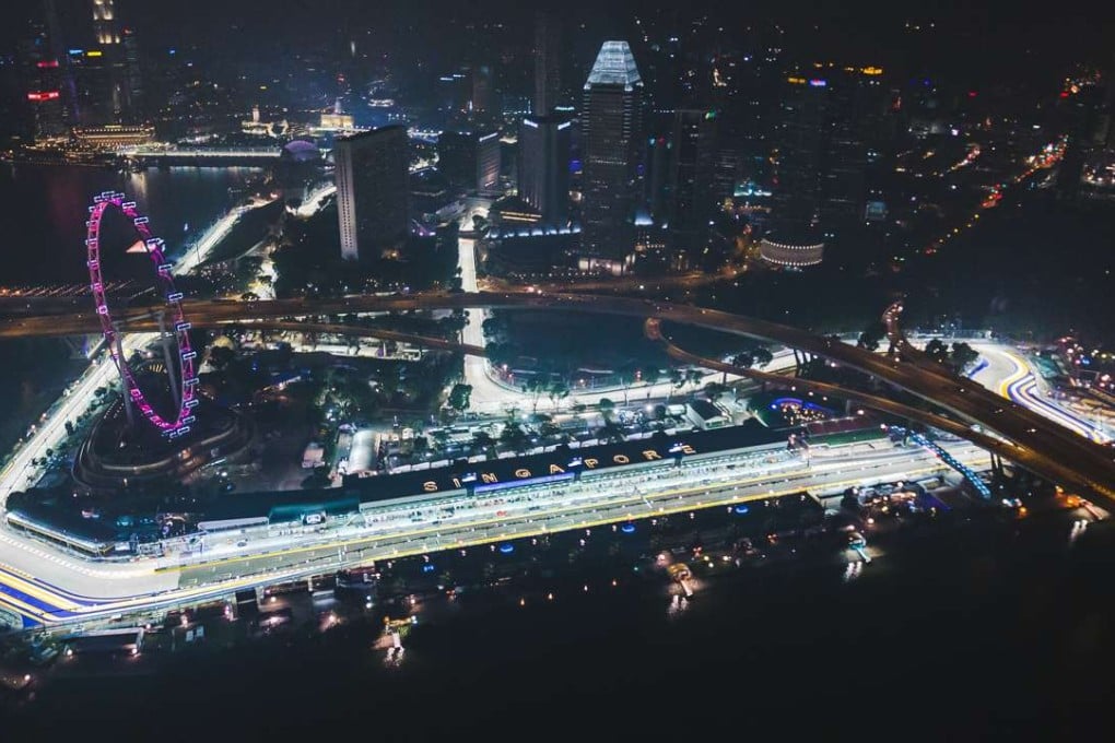 Marina Bay Street Circuit is the scene of thrilling race action and provides spectacular night views of the track illuminated against the backdrop of the Singapore skyline.