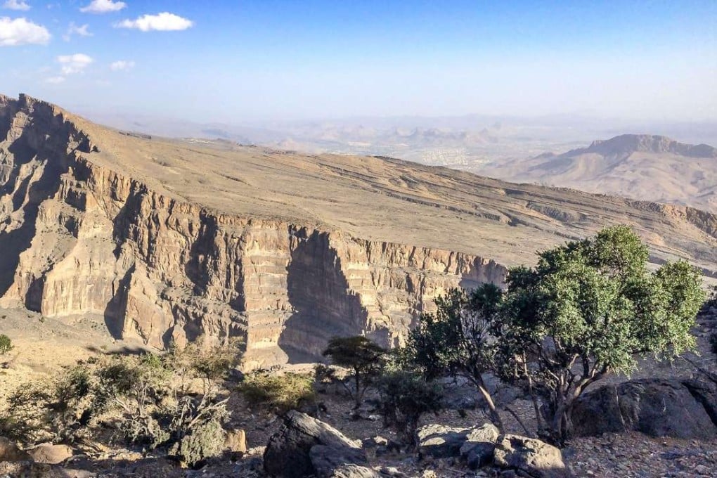 Jebel Shams – Oman’s answer to the Grand Canyon. Photos by Jamie Carter.