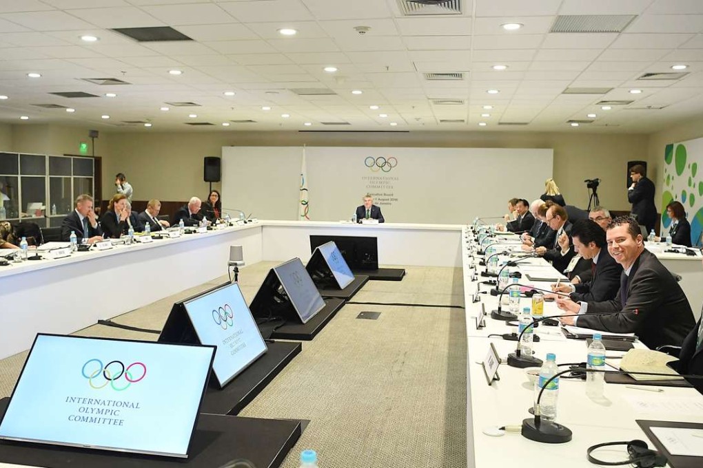 IOC President Thomas Bach (centre) during the IOC Executive Board Meeting on July 30 in Rio de Janeiro. Photo: AFP